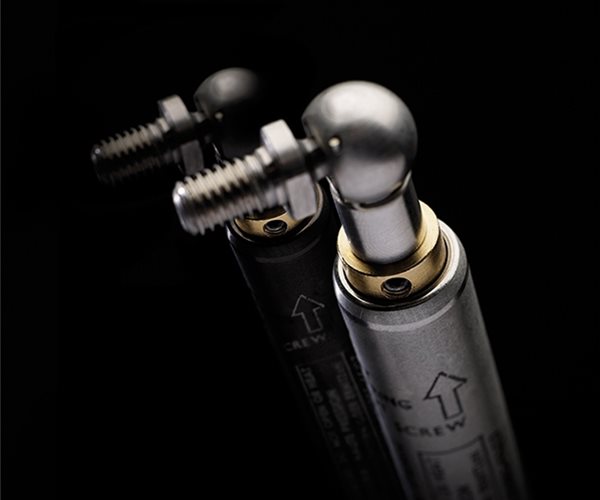 A Camloc Gas Strut Makes Light Work of a Heavy Lid slide 3