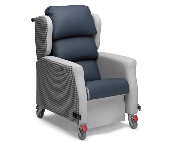 Repose Furniture ordert Nietmaschine für Einschlagmuttern slide 3